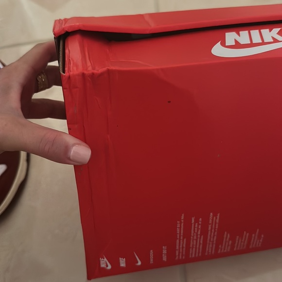 W NIKE DUNK LOW PRM